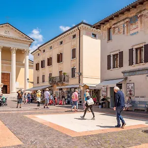 https://ca-dinora-appartamenti.hotelinveneto.com